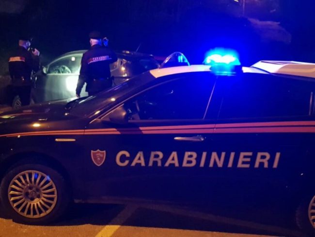 Colpi di pistola contro auto parcheggiate a Licata