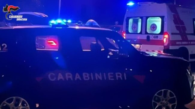 Fontane Bianche, dalla rissa all’accoltellamento: 20enne in gravi condizioni