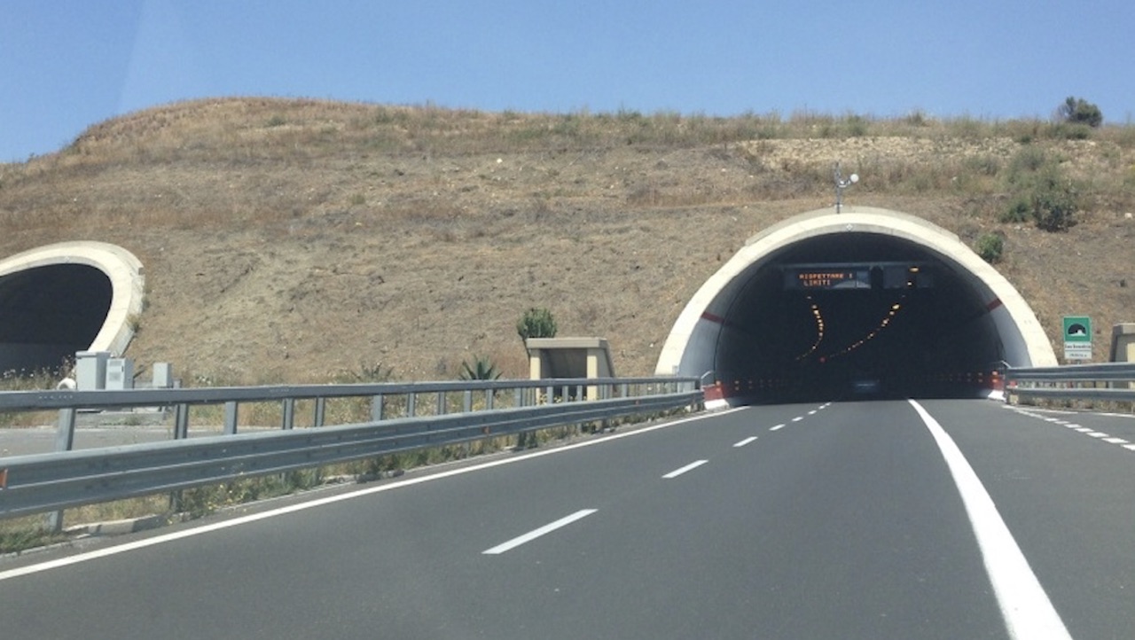 Autostrada Catania-Siracusa chiusa al traffico per lavori, date e orari