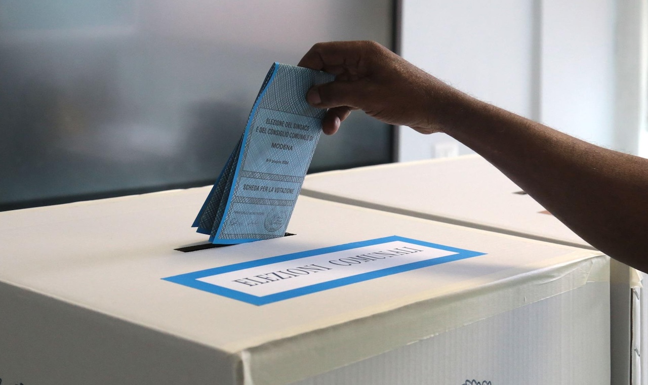 Elezioni Comunali: gli ultimi aggiornamenti tra ballottaggi, riconferme e volti nuovi