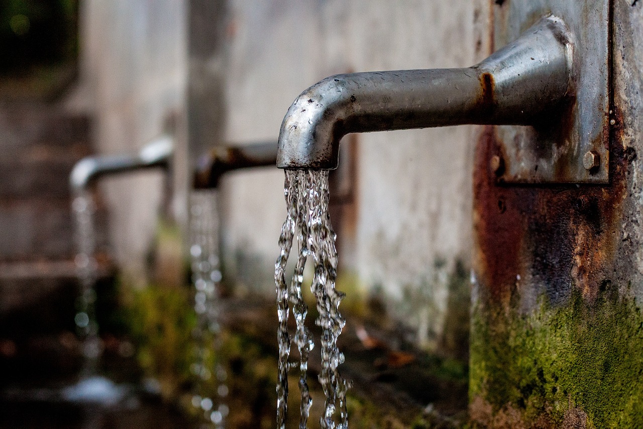 Interruzione idrica: lavori sulla linea San Leo, disagi in 3 paesi e al carcere di Gela