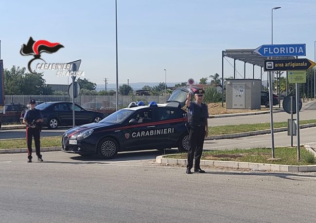 Continua a spacciare nonostante i domiciliari, finisce in carcere un giovane di Floridia