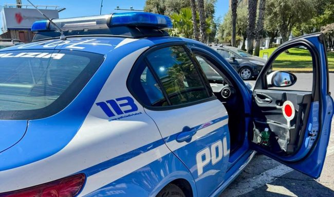 Furto con “spaccata” in un fast food messinese