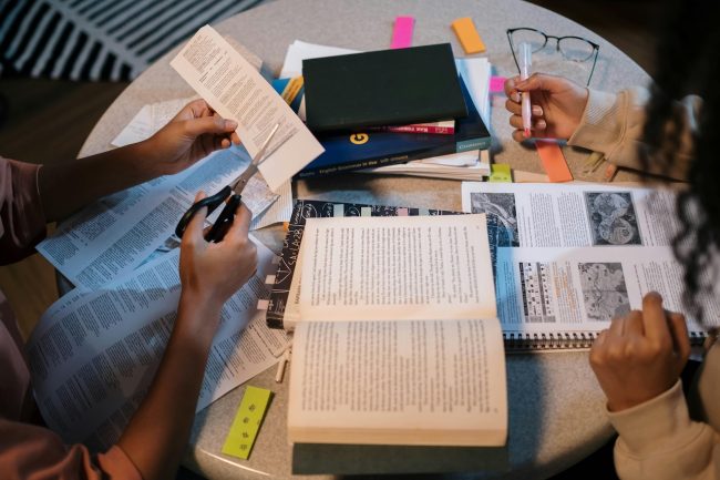 Maturità 2024, domani la prima prova. La campagna della Polizia di Stato e gli auguri di Schifani agli studenti