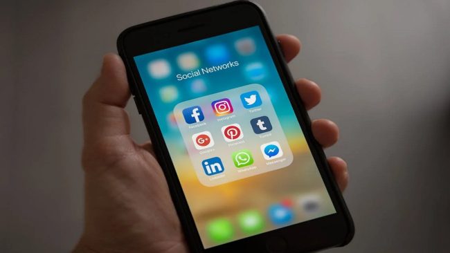 Occhio alla nuova truffa “Asl” che prosciuga il credito dei telefoni: ecco come riconoscerla