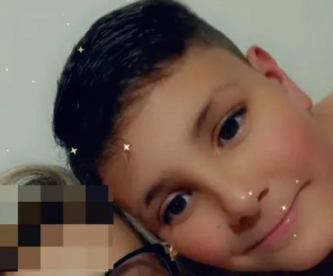 Vincenzino “scendi da lì!”. La tragedia di Palazzolo, la madre: “Il mio cuore si è fermato insieme al tuo”