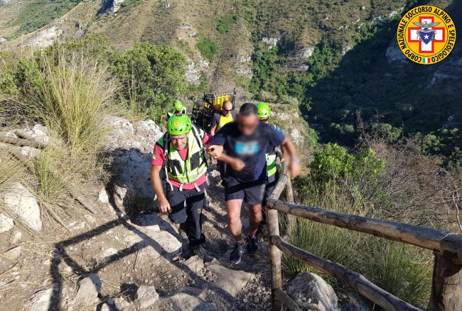 Turisti soccorsi alla Riserva Cavagrande del Cassibile – FOTO