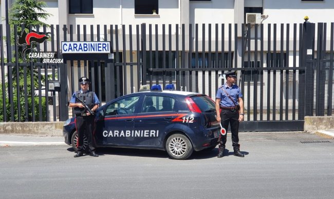 Lentini, “soffre” ai domiciliari e scappa ripetutamente