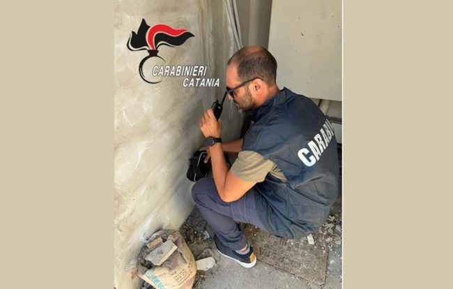 Nella rete dei carabinieri un altro spacciatore in via Capo Passero: arrestato