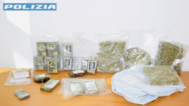 Al termine l’attività di un “rider” nel Ragusano: trovato con quasi due chili e mezzo di droga