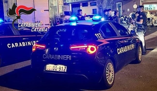 Controlli straordinari dei carabinieri a Mascalucia: sanzioni e sicurezza stradale