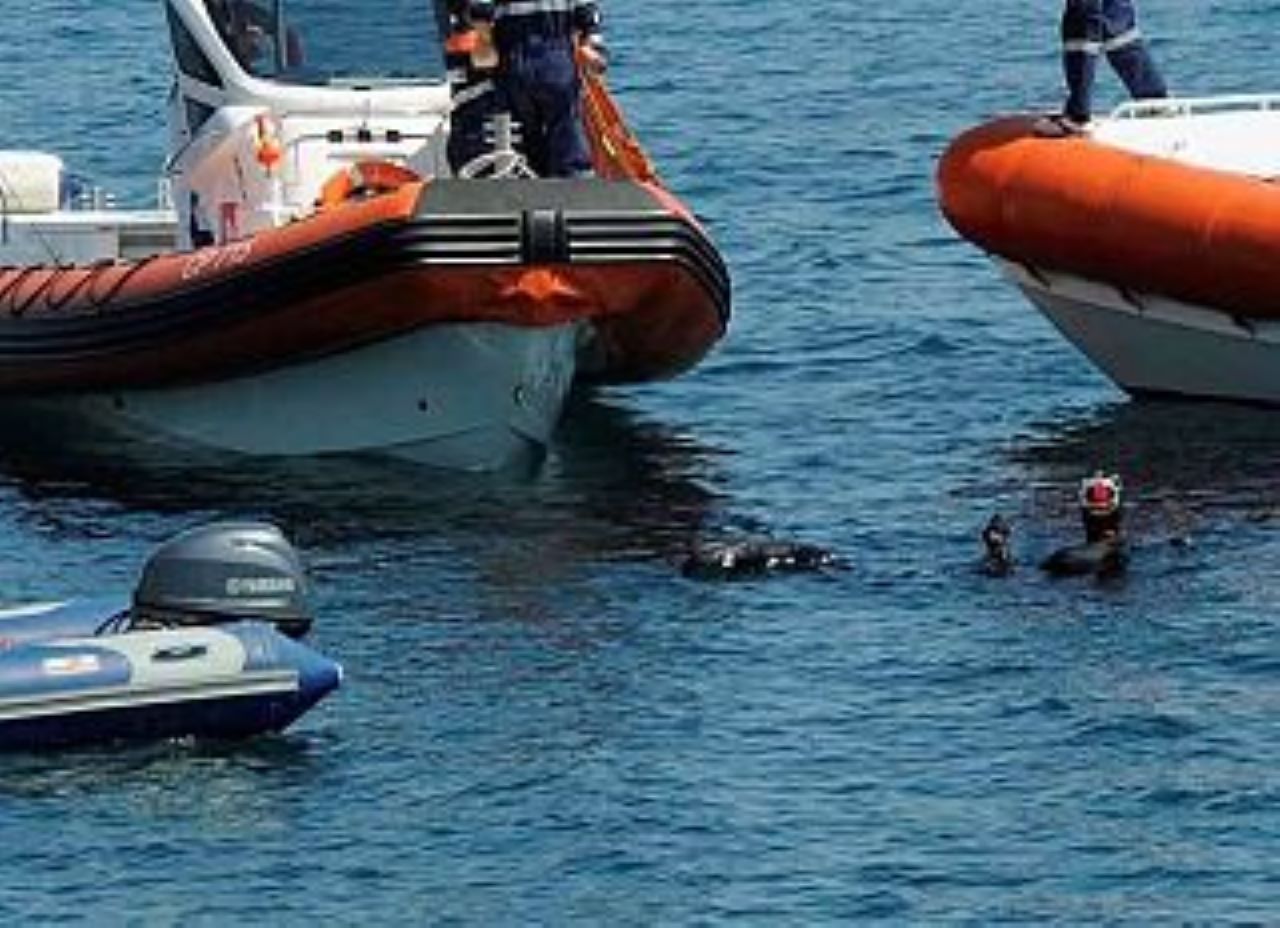 Palermo, ritrovata in mare un’auto rubata: restituita al legittimo proprietario