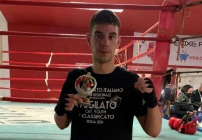 Incidente mortale nel Catanese, perde la vita un 19enne