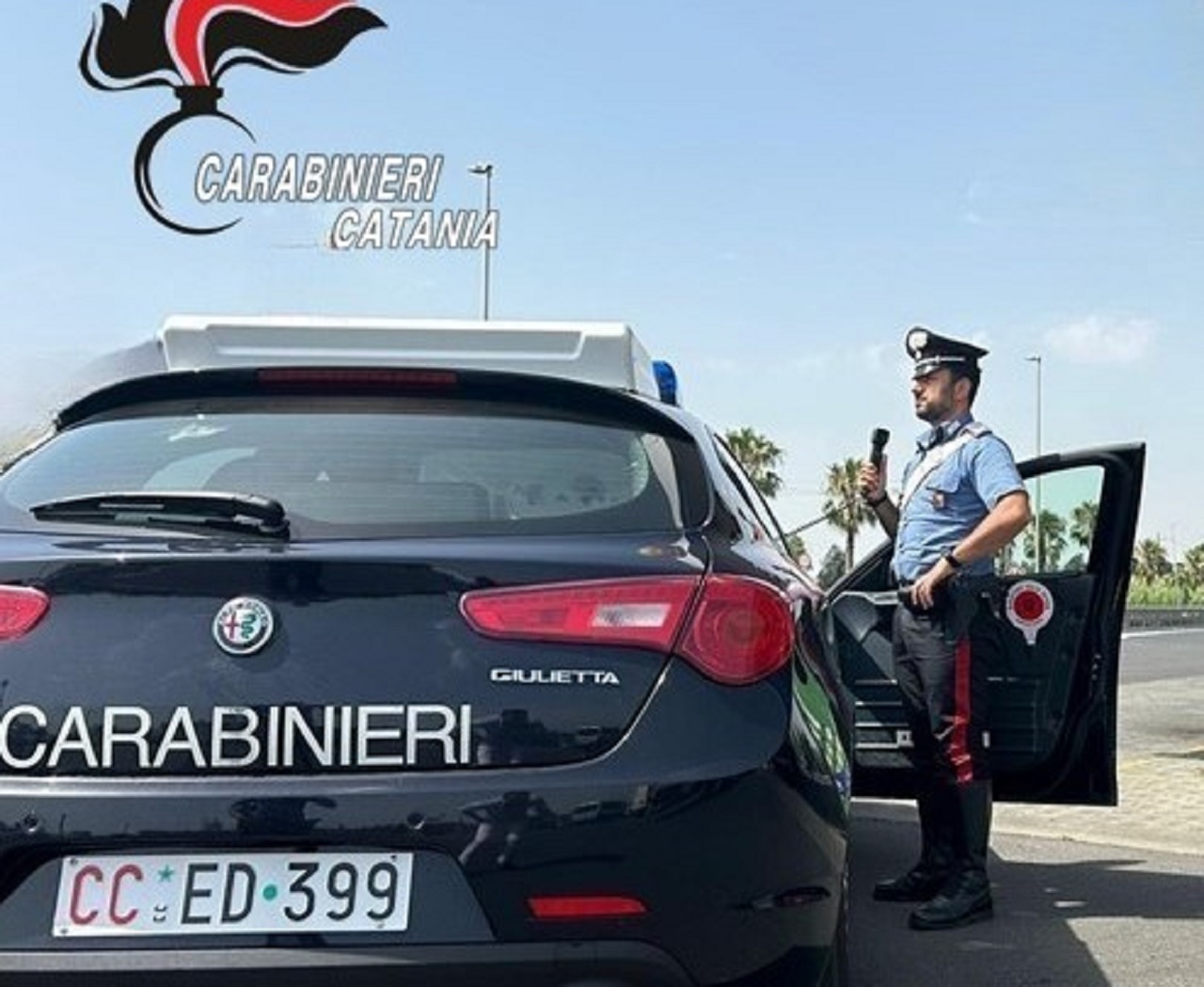 Evade dai domiciliari e si nasconde sotto un’auto: in manette 32enne catanese