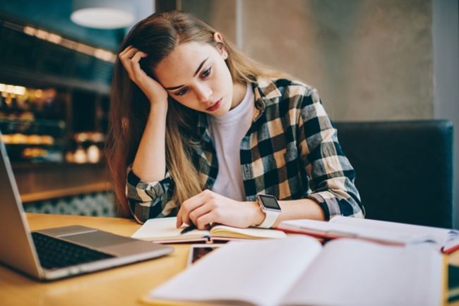 Calo dell’attenzione: sintomi comuni, possibili cause e consigli utili per imparare a gestirlo