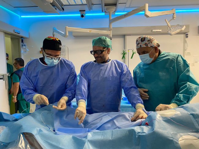 Innovativo intervento cardiologico al Garibaldi Centro: impiantato dispositivo wireless in arteria polmonare