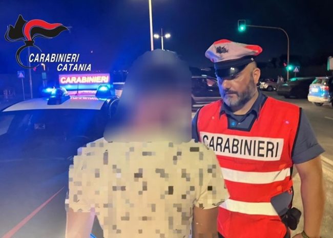 Giovane catanese fermato al posto di blocco ubriaco alla guida