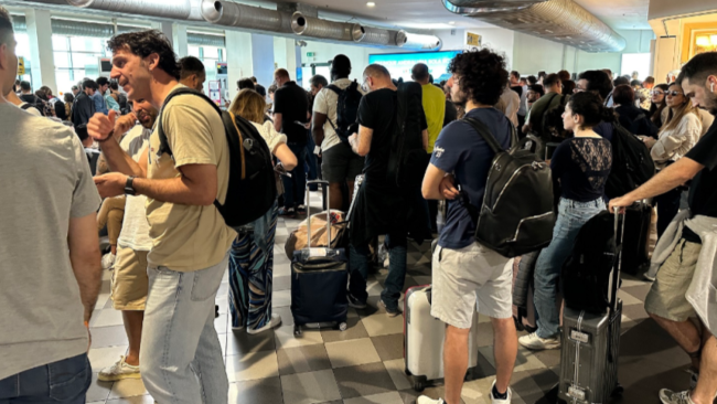 Estate nera per i trasporti aerei: 15 milioni di risarcimento a giugno