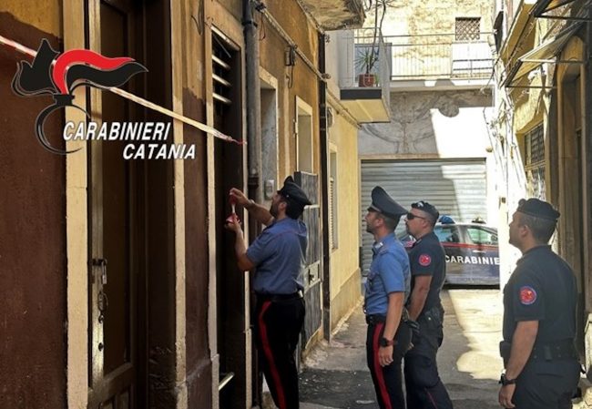 Paternese sublocava abusivamente cinque abitazioni a migranti
