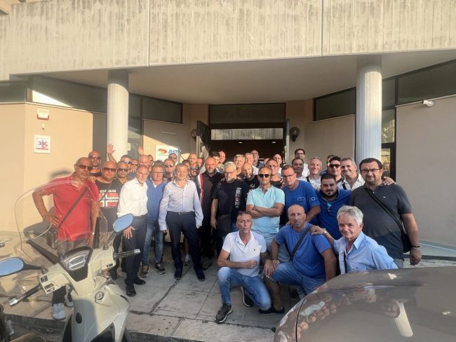 Cateno De Luca chiede dimissioni dei Vertici di AST: “Lavoratori sfruttati e svendita tratte ai privati”