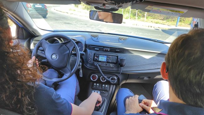 “Ti uccido a colpi di pistola”, la fuga di una donna salvata dalle Volanti di Catania
