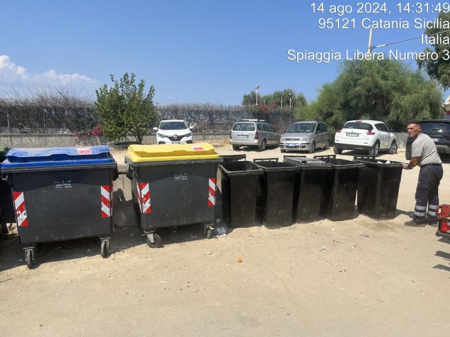 Catania, spiagge libere senza rifiuti grazie a un intervento straordinario di raccolta