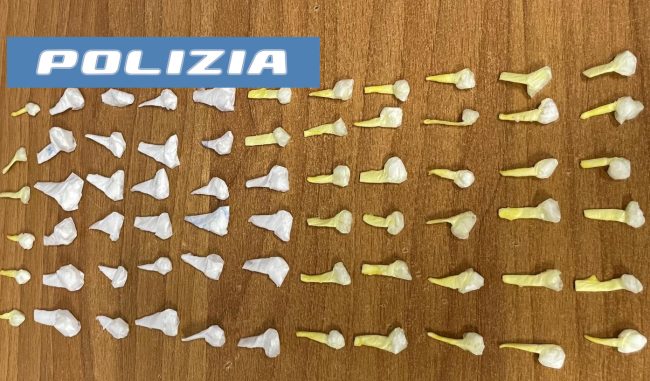 Catania, bloccato e arrestato un 19enne con 69 dosi di cocaina