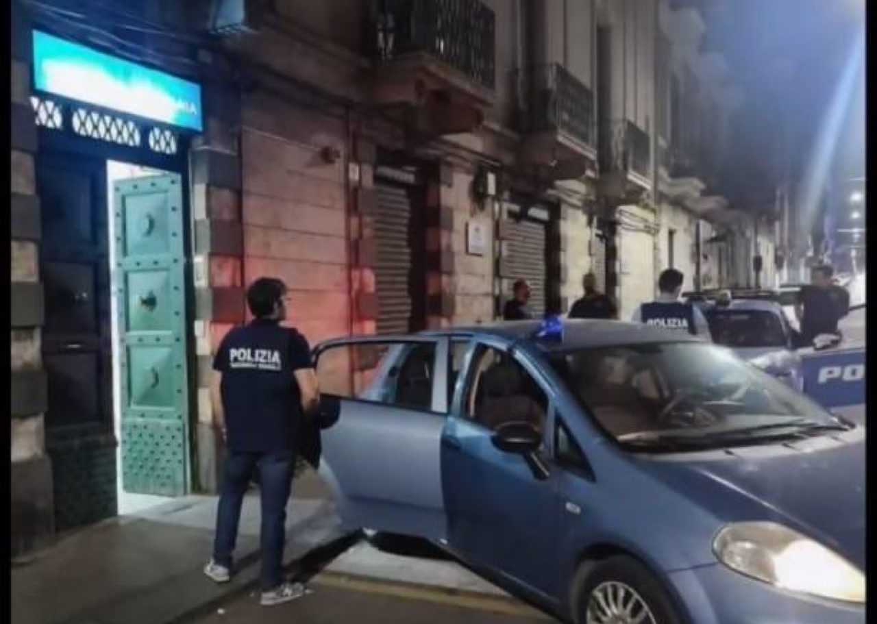 Catania, favoreggiamento dell’immigrazione clandestina: fermato uno scafista 44enne russo