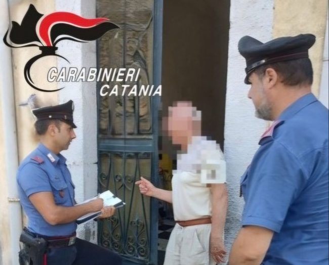 Giarre, due furti in abitazione e stesso modus operandi: incastrata una 28enne