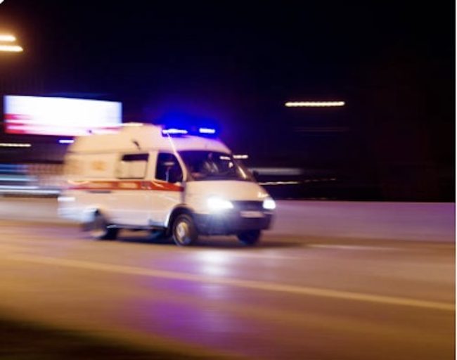 Incidente mortale nel Palermitano, coppia finisce in un dirupo: il marito muore sul colpo, la moglie è in ospedale