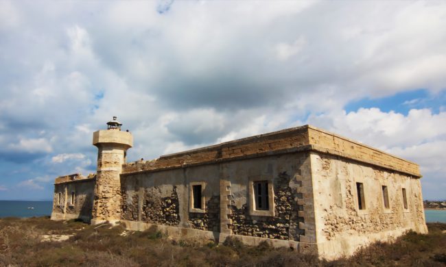 Incendio Isola delle Correnti, Gennuso: “Tutelare e valorizzare simbolo della Sicilia”