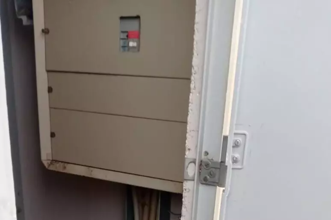 Tranciati e rubati cavi di rame nella cabina elettrica dei pozzi comunali: Marsala a secco
