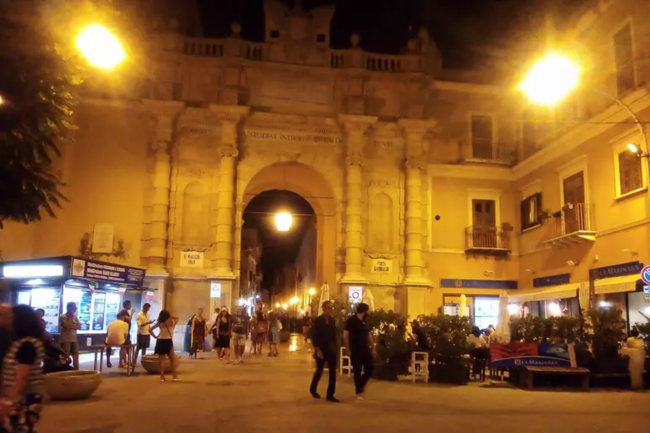 Movida selvaggia e risse a Marsala, domani riunione del comitato ordine pubblico in Prefettura