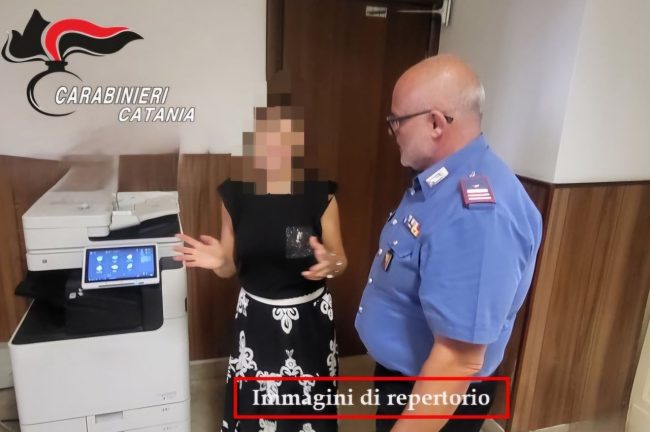 Si separa dalla moglie e va a vivere dalla madre, denunciato figlio violento a Catania