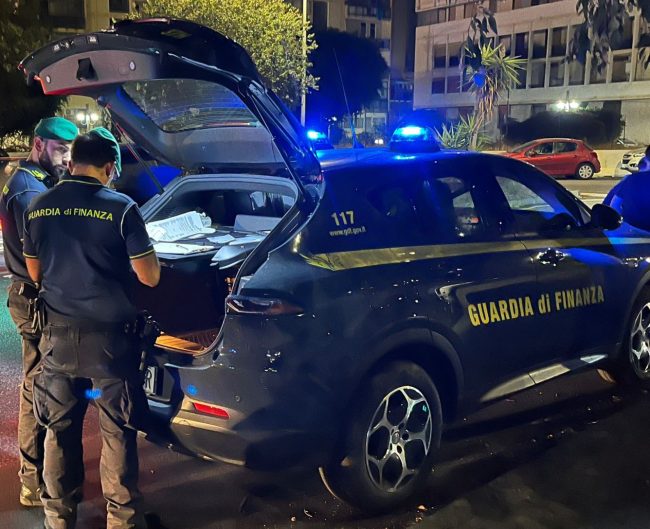 Controlli a Catania, nel mirino parcheggiatori abusivi e violazioni al Codice della Strada