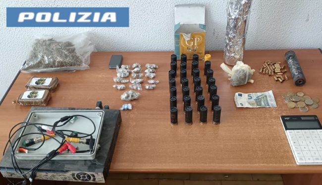 Pusher incastrato dal fiuto di un cane poliziotto, controlli “a tappeto” a San Cristoforo