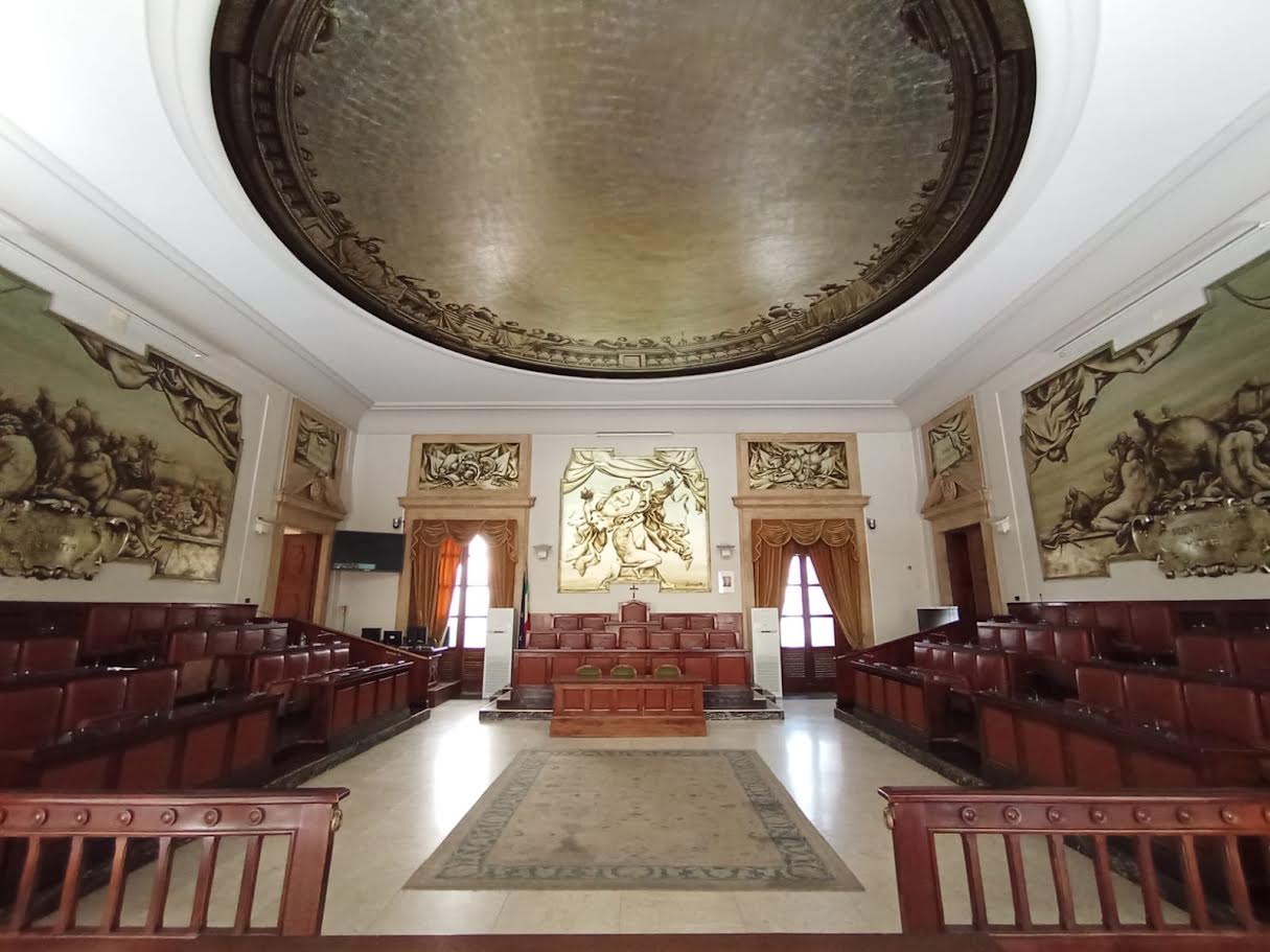 Rivoluzione digitale per l’aula del Consiglio Comunale di Palazzo degli Elefanti