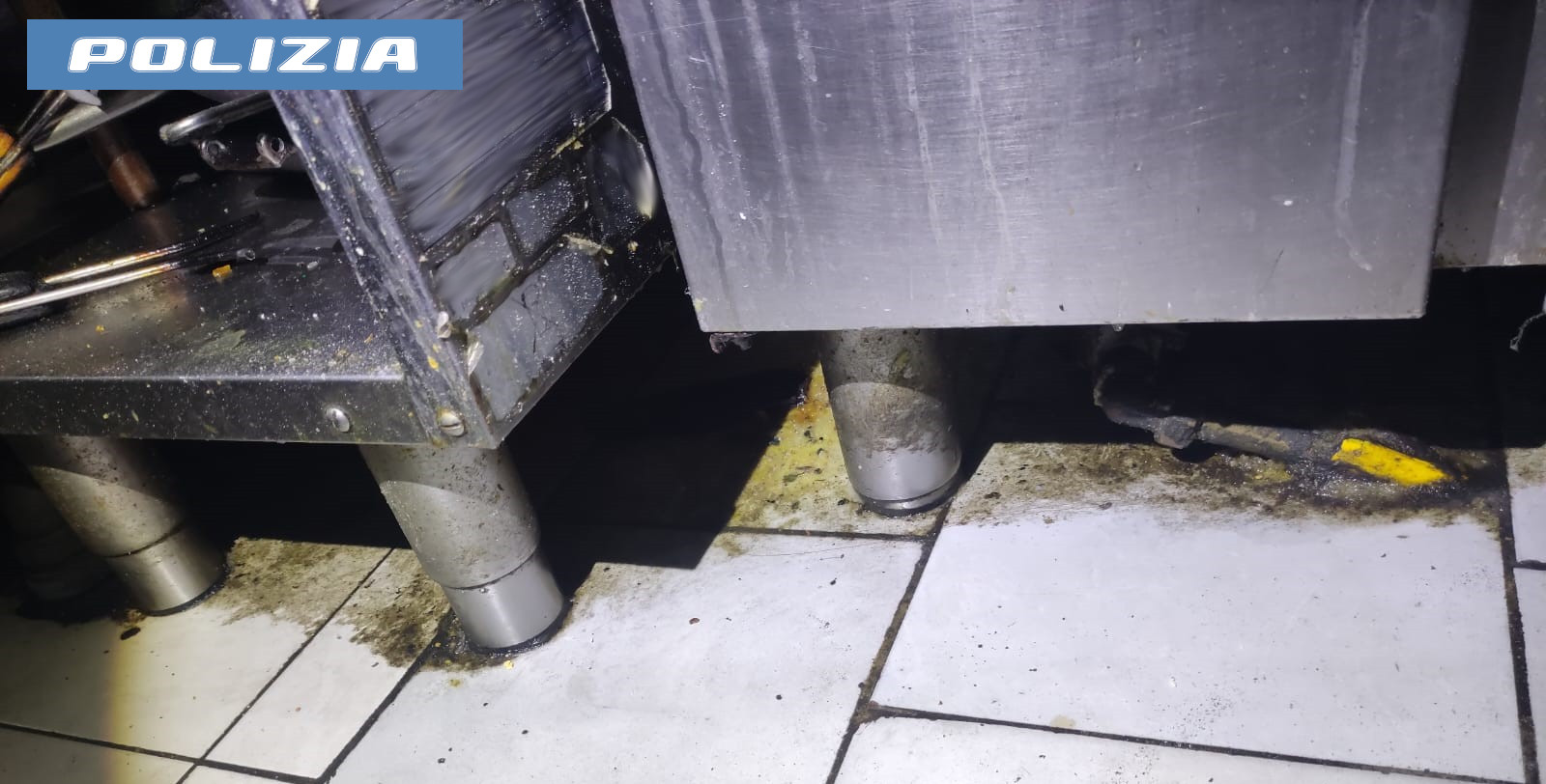 Controlli nel centro storico di Catania, ristorante sporco e irregolare sanzionato