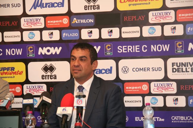 Pelligra in sala stampa: “L’obiettivo è sempre quello di fare un club sostenibile. Abbiamo costruito una rosa competitiva. Vorrei il supporto dei tifosi”