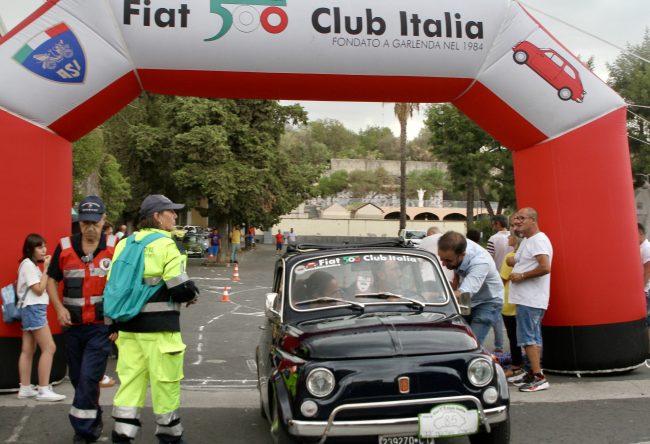 Prima edizione del “Fiat 500 Skill Game” a Camporotondo Etneo – VIDEO INTERVISTA E FOTO