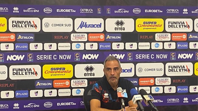 Toscano nel pre-gara di Catania-Benevento: “Gruppo in crescita, portieri e obiettivi…”
