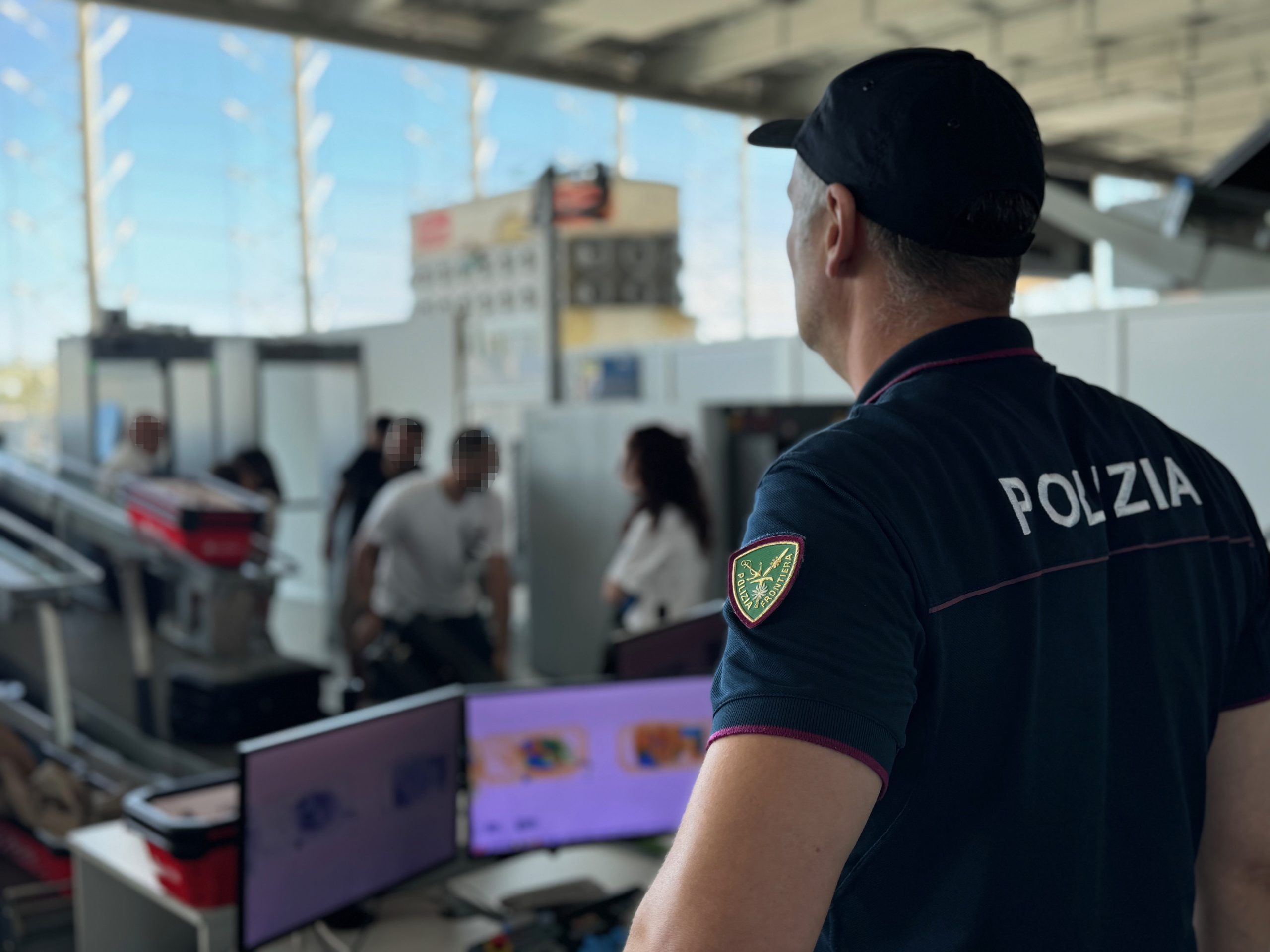 Tentato furto all’aeroporto di Catania: turista spagnolo fermato prima del volo per Ginevra