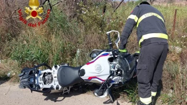 Scontro camion della Protezione civile e moto, grave il padre del portiere rosanero Sirigu