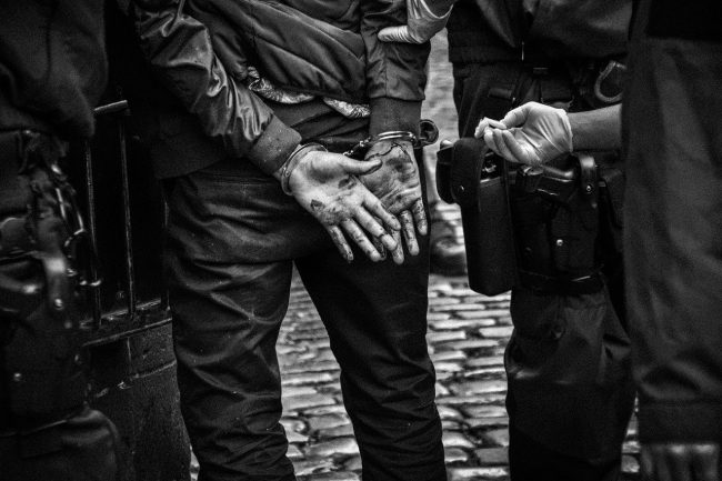 Furto in un grande magazzino a Messina, l’escamotage trovato dal trio di ladri