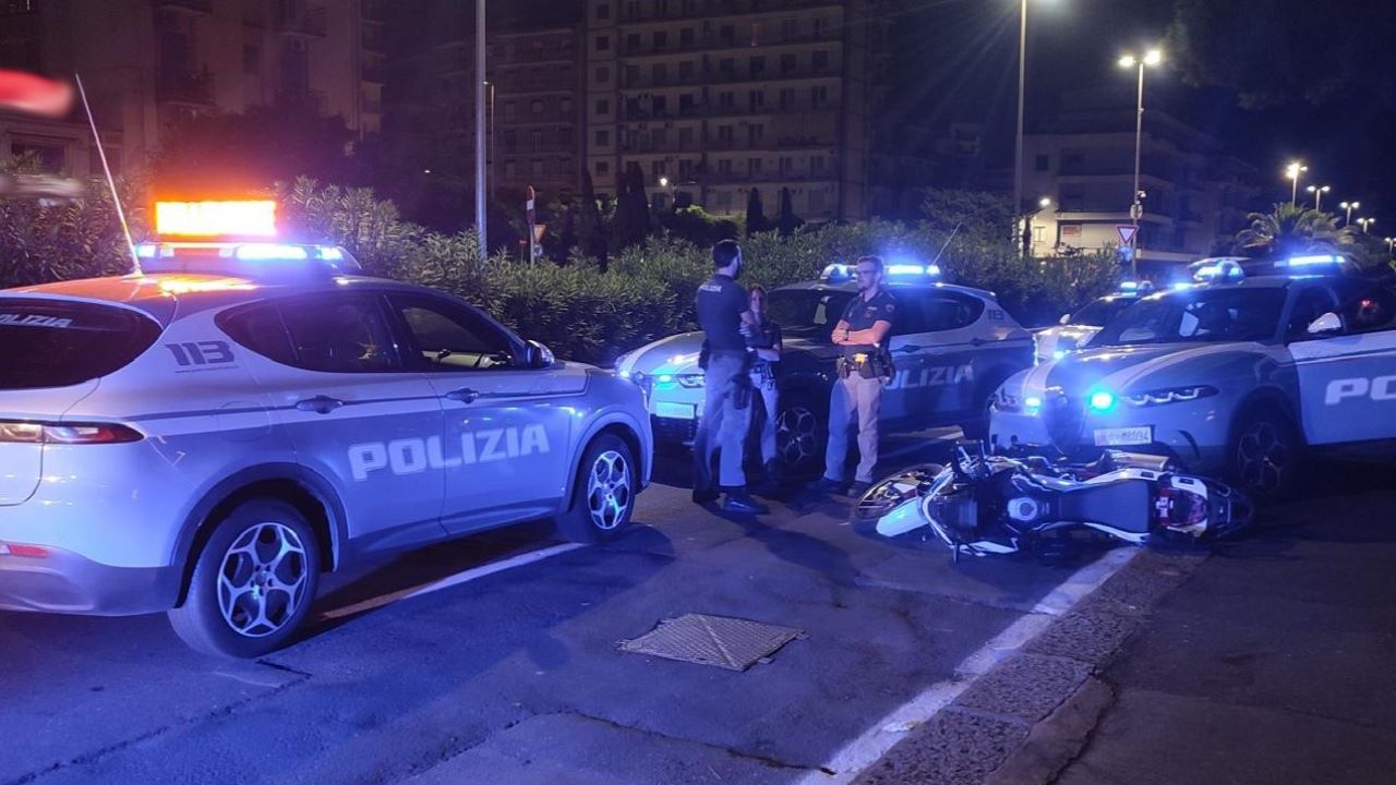 Catania, non si fermano all’alt della polizia e si scontrano con una Volante: ai domiciliari giovani malviventi