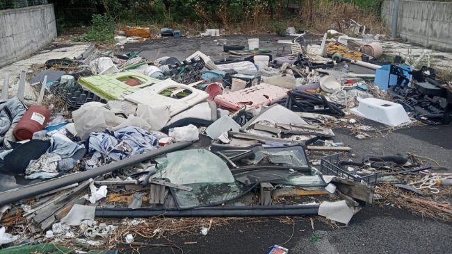 Rimossa una “bomba ecologica” a Giarre