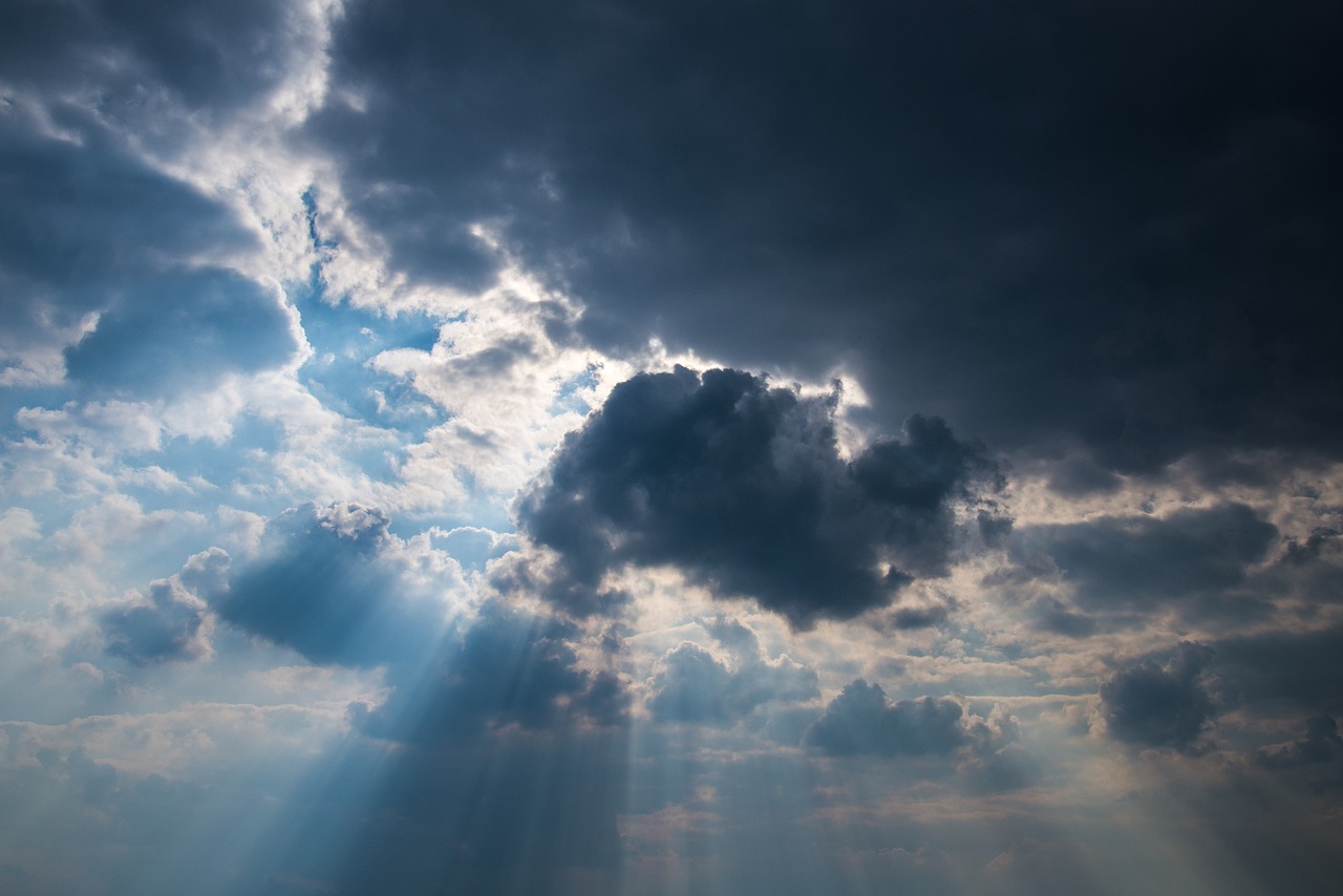 Meteo Sicilia, arrivano i temporali. Le previsioni per domani