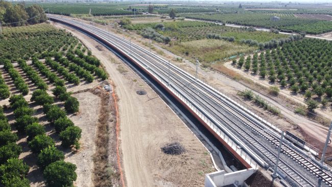 Proseguono i lavori della rete ferroviaria: doppio binario fra Bicocca e Catenanuova completo