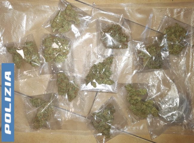 Catania, arrestato 33enne con 70 dosi di droga pronte alla vendita