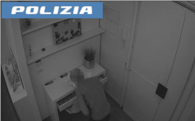 Fugge dal B&b senza pagare il conto: 35enne incastrato dai tatuaggi